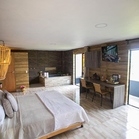 Cabanas Con Jacuzzi Y Chimenea - Casa Floral, Marinilla Luaran gambar