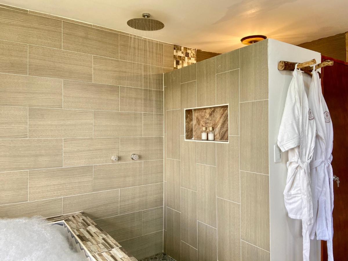 Cabanas Con Jacuzzi Y Chimenea - Casa Floral, Marinilla Luaran gambar