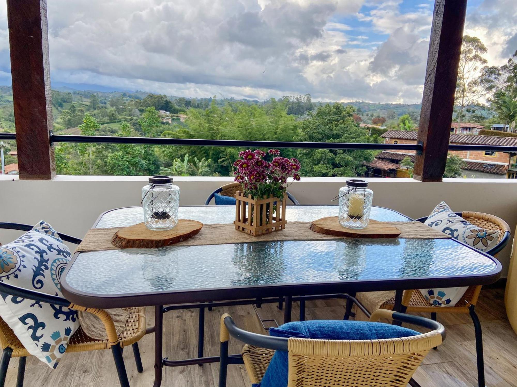 Cabanas Con Jacuzzi Y Chimenea - Casa Floral, Marinilla Luaran gambar